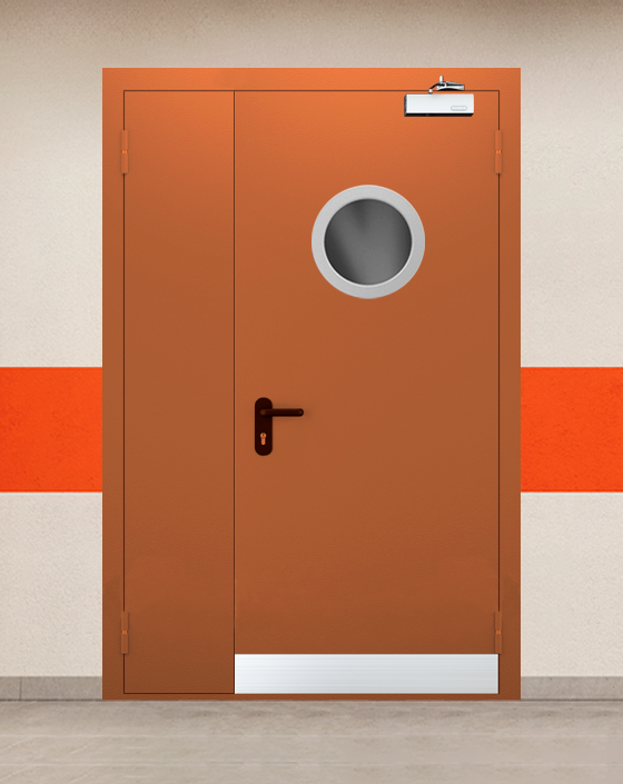 Противопожарная полуторная коричневая дверь EI 45 с круглым окном, узким отбойником