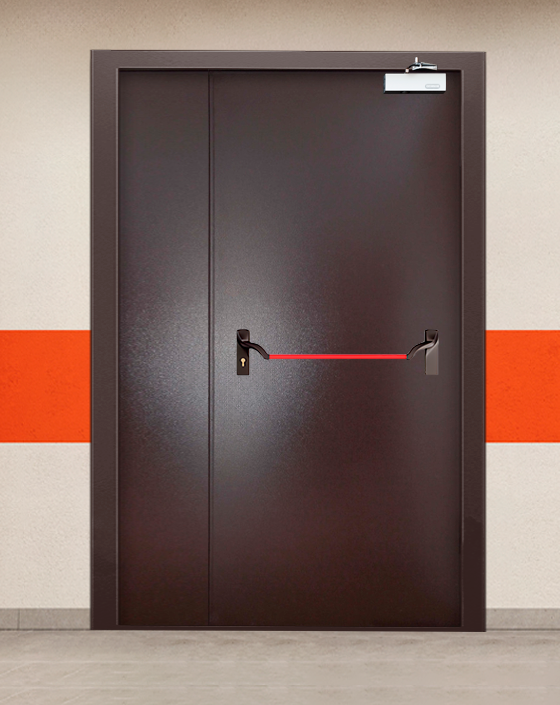 Противопожарная полуторная коричневая дверь порошковым напылением EIS 90 с ручкой антипаника