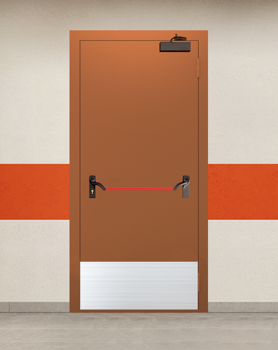 Противопожарная однопольная коричневая дверь EI 90 с ручкой антипаника, широким отбойником